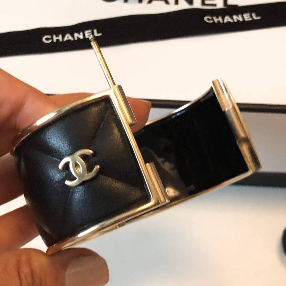Chanel Quilted Black Leather Gold CC Cuff Bracelet - Picture 2 of 8